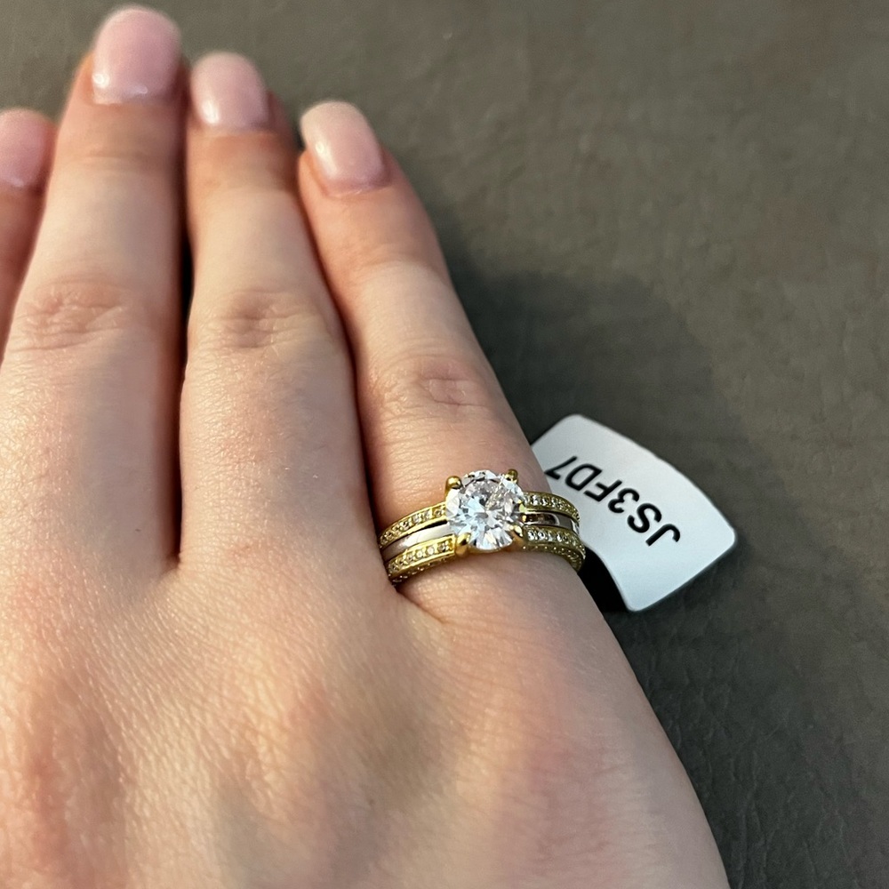 Charmed Aroma | Size 6 Ring